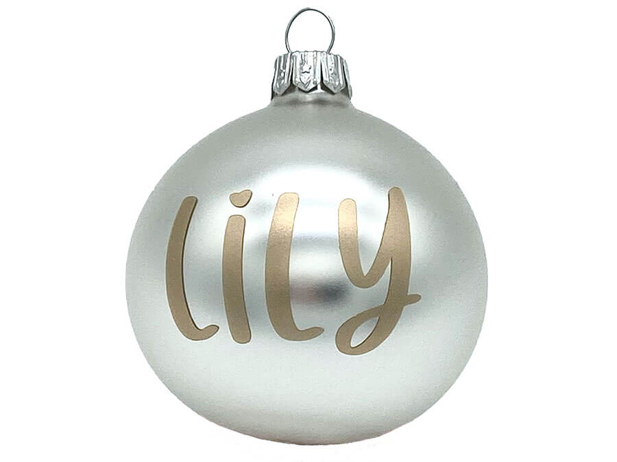 Handgemachte Weihnachtskugel in silber mit matt goldener Aufschrift von LUI Dogstuff